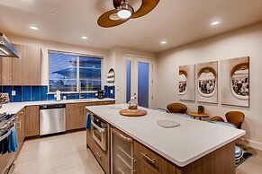 Old Town Group Retreat - New to Brewery District!