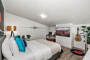 Old Town Group Retreat - New to Brewery District!