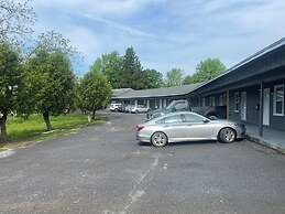 Nest Inn
