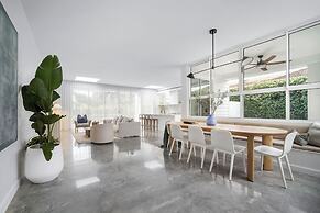 Rubus Residences, Berry - by Linnaeus Collection