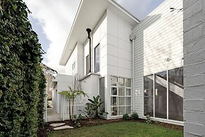 Rubus Residences, Berry - by Linnaeus Collection