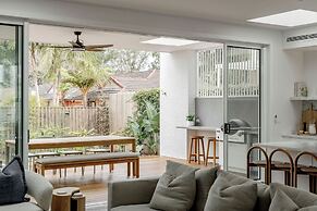 Rubus Residences, Berry - by Linnaeus Collection