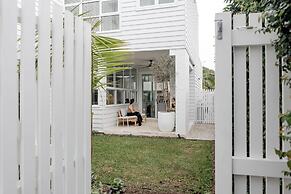 Rubus Residences, Berry - by Linnaeus Collection