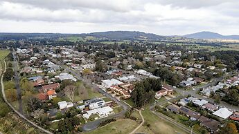 Rubus Residences, Berry - by Linnaeus Collection