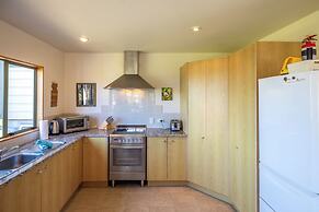 Tikirau Bay Views in Oneroa