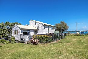 Tikirau Bay Views in Oneroa