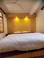 Hills Homestay and Devallya