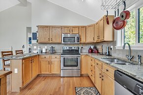 Relaxing Bailey Home 3 Bedroom Cabin