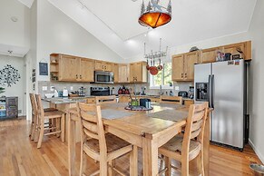 Relaxing Bailey Home 3 Bedroom Cabin