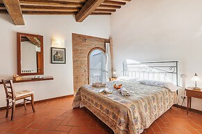 Amazing Chianti Site Olivo Shared Pool