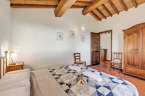 Amazing Chianti Site Olivo Shared Pool