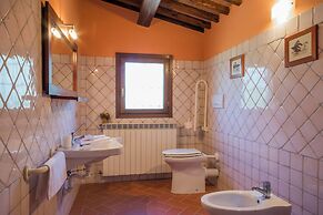 Amazing Chianti Site Olivo Shared Pool