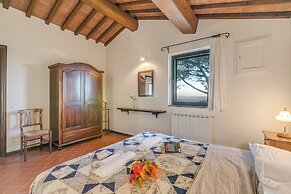 Amazing Chianti Site Olivo Shared Pool
