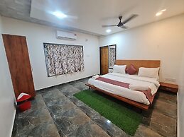 Shree Murlidhar Farm and resort