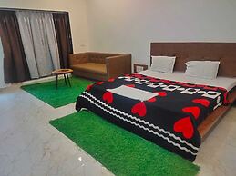Shree Murlidhar Farm and resort