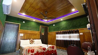 Shree Murlidhar Farm and resort