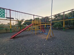 Shree Murlidhar Farm and resort