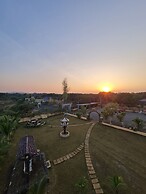 Shree Murlidhar Farm and resort