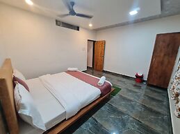 Shree Murlidhar Farm and resort