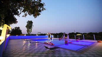 Shree Murlidhar Farm and resort