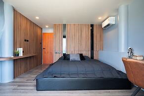 3 Double U - Kalim Sea View