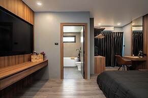 3 Double U - Kalim Sea View