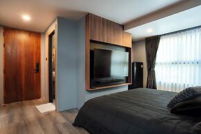 3 Double U - Kalim Sea View