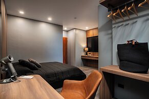 3 Double U - Kalim Sea View