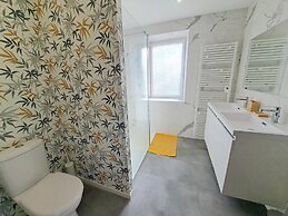 Design and Comfort Between Land and sea