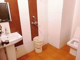 Goroomgo Prashant palace Agra