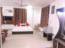 Goroomgo Prashant palace Agra