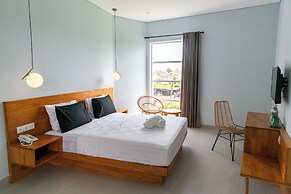 Coco & Pineapple Pants Hostel