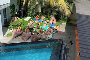 Coco & Pineapple Pants Hostel