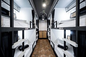 Vibes Hostel Bangkok