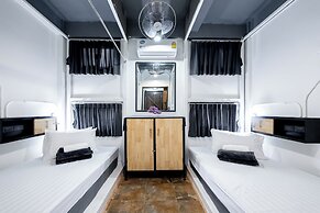 Vibes Hostel Bangkok