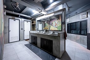 Vibes Hostel Bangkok