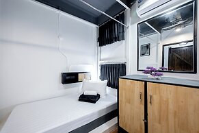 Vibes Hostel Bangkok