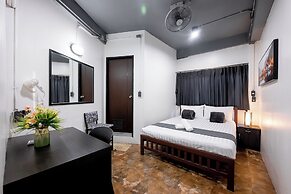 Vibes Hostel Bangkok