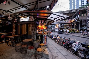 Vibes Hostel Bangkok