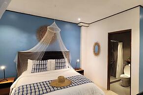 Sirom Beach House