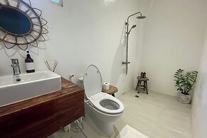 Sirom Beach House