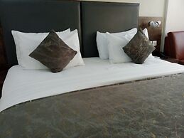 Five Clover Hotel Monestery Road