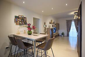 Blue Ark Harmony Residence