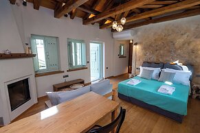 Nostos Country House