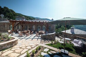 Nostos Country House