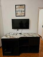 Casa De Abhishek - Breezy 2 BHK