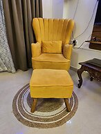 Casa De Abhishek - Breezy 2 BHK