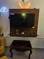 Casa De Abhishek - Breezy 2 BHK