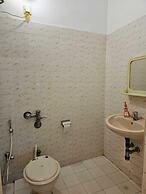 Casa De Abhishek - Breezy 2 BHK