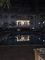 Casa De Abhishek - Breezy 2 BHK